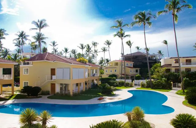 Los Corales Beach Village Punta Cana condos apartment